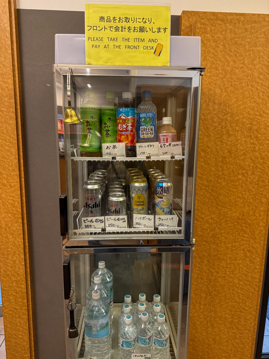 [日本弘前]弘前布洛瑟姆飯店（Blossom Hotel Hirosaki） 舒適系高CP住宿｜弘前車站步行5分鐘 旁邊有商場超市超商 ｜在地食材早餐好吃又划算 一定要加購｜櫃檯英文溝通OK 服務有禮 弘前住宿推薦