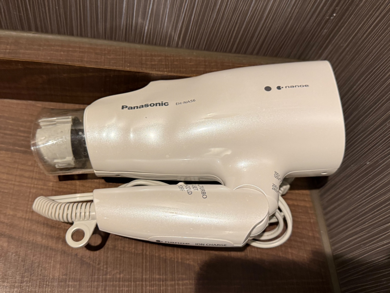 [日本青森]星野集團 青森屋 Hoshino Resorts Aomoriya 溫泉飯店 青森住宿推薦｜蘋果汁水龍頭 浮湯露天溫泉 森林泡湯｜晚餐海鮮自助餐＋早餐鮭魚卵吃到飽｜陸奧祭屋表演必看