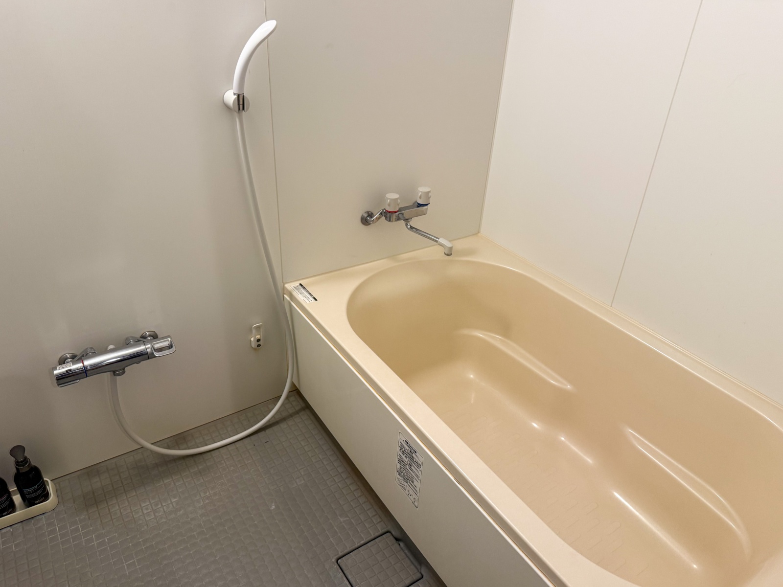 [日本青森]星野集團 青森屋 Hoshino Resorts Aomoriya 溫泉飯店 青森住宿推薦｜蘋果汁水龍頭 浮湯露天溫泉 森林泡湯｜晚餐海鮮自助餐＋早餐鮭魚卵吃到飽｜陸奧祭屋表演必看