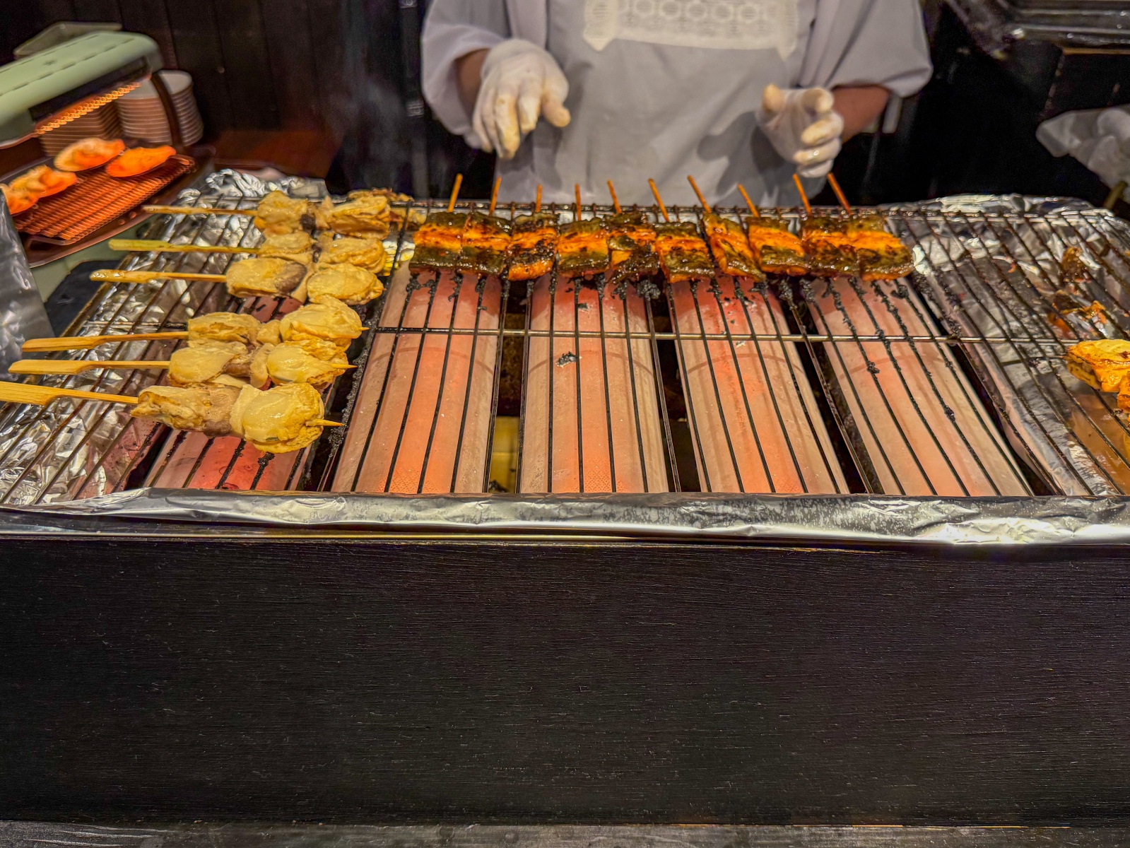 [日本青森]星野集團 青森屋 Hoshino Resorts Aomoriya 溫泉飯店 青森住宿推薦｜蘋果汁水龍頭 浮湯露天溫泉 森林泡湯｜晚餐海鮮自助餐＋早餐鮭魚卵吃到飽｜陸奧祭屋表演必看