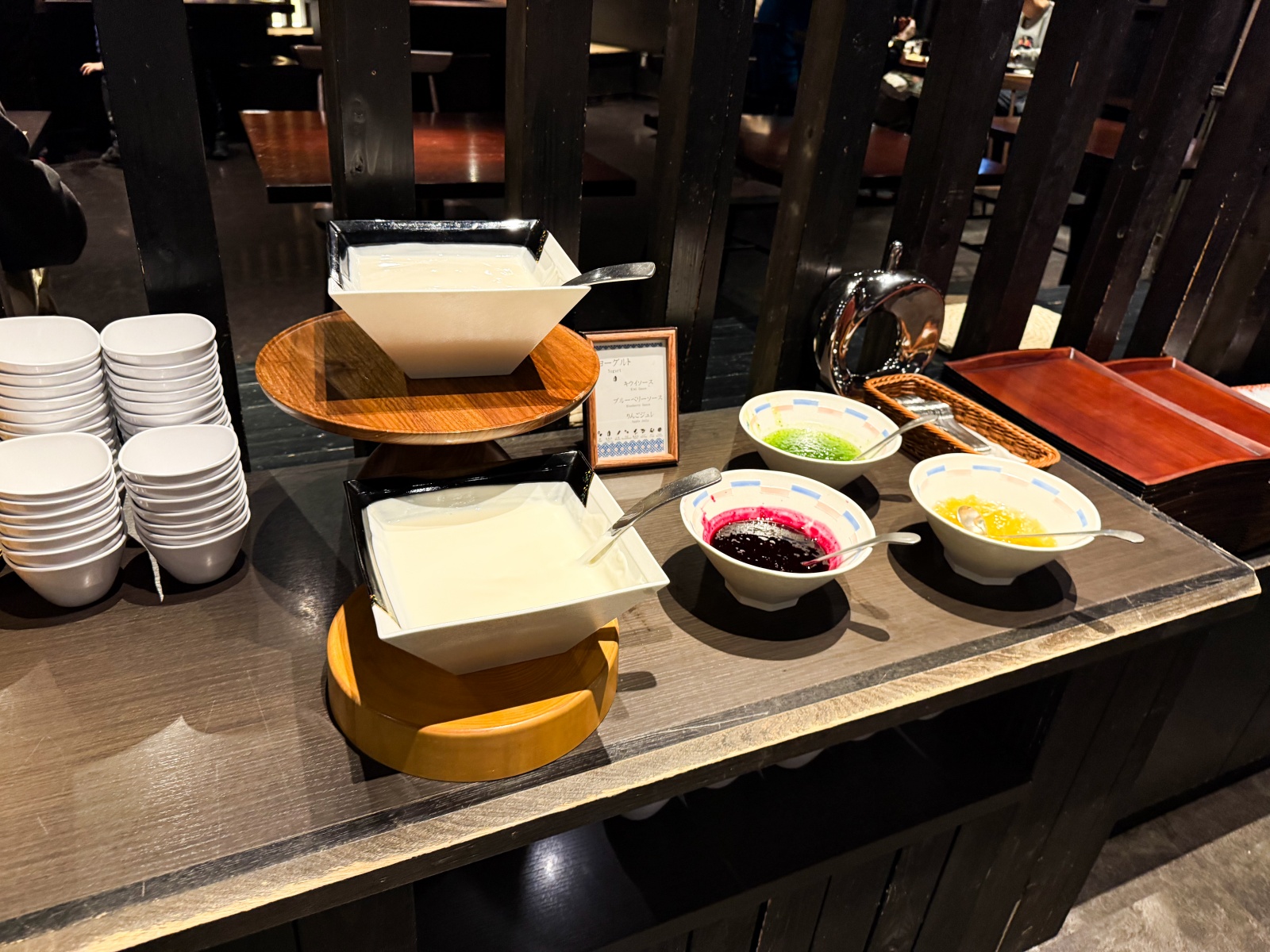 [日本青森]星野集團 青森屋 Hoshino Resorts Aomoriya 溫泉飯店 青森住宿推薦｜蘋果汁水龍頭 浮湯露天溫泉 森林泡湯｜晚餐海鮮自助餐＋早餐鮭魚卵吃到飽｜陸奧祭屋表演必看