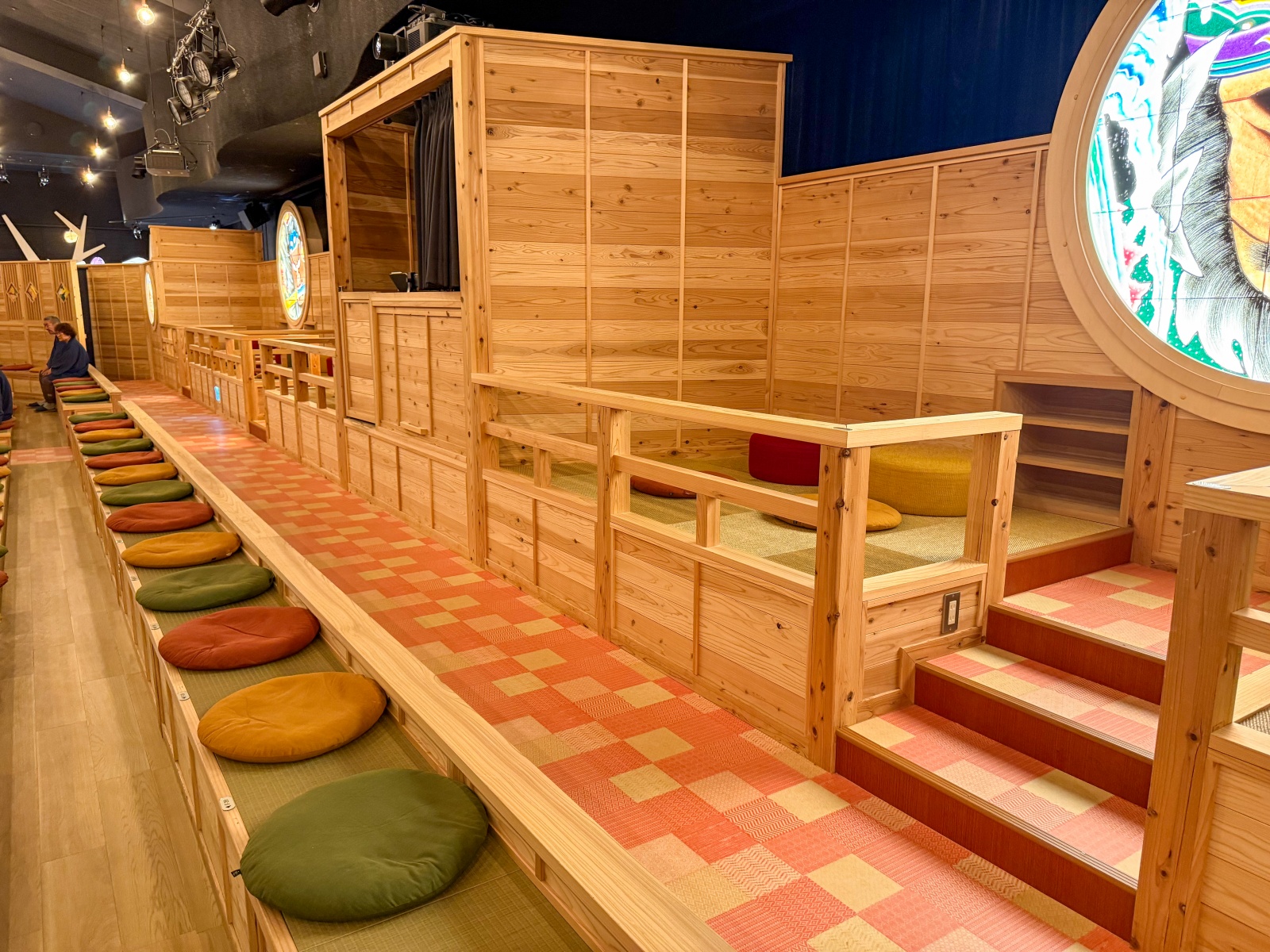 [日本青森]星野集團 青森屋 Hoshino Resorts Aomoriya 溫泉飯店 青森住宿推薦｜蘋果汁水龍頭 浮湯露天溫泉 森林泡湯｜晚餐海鮮自助餐＋早餐鮭魚卵吃到飽｜陸奧祭屋表演必看