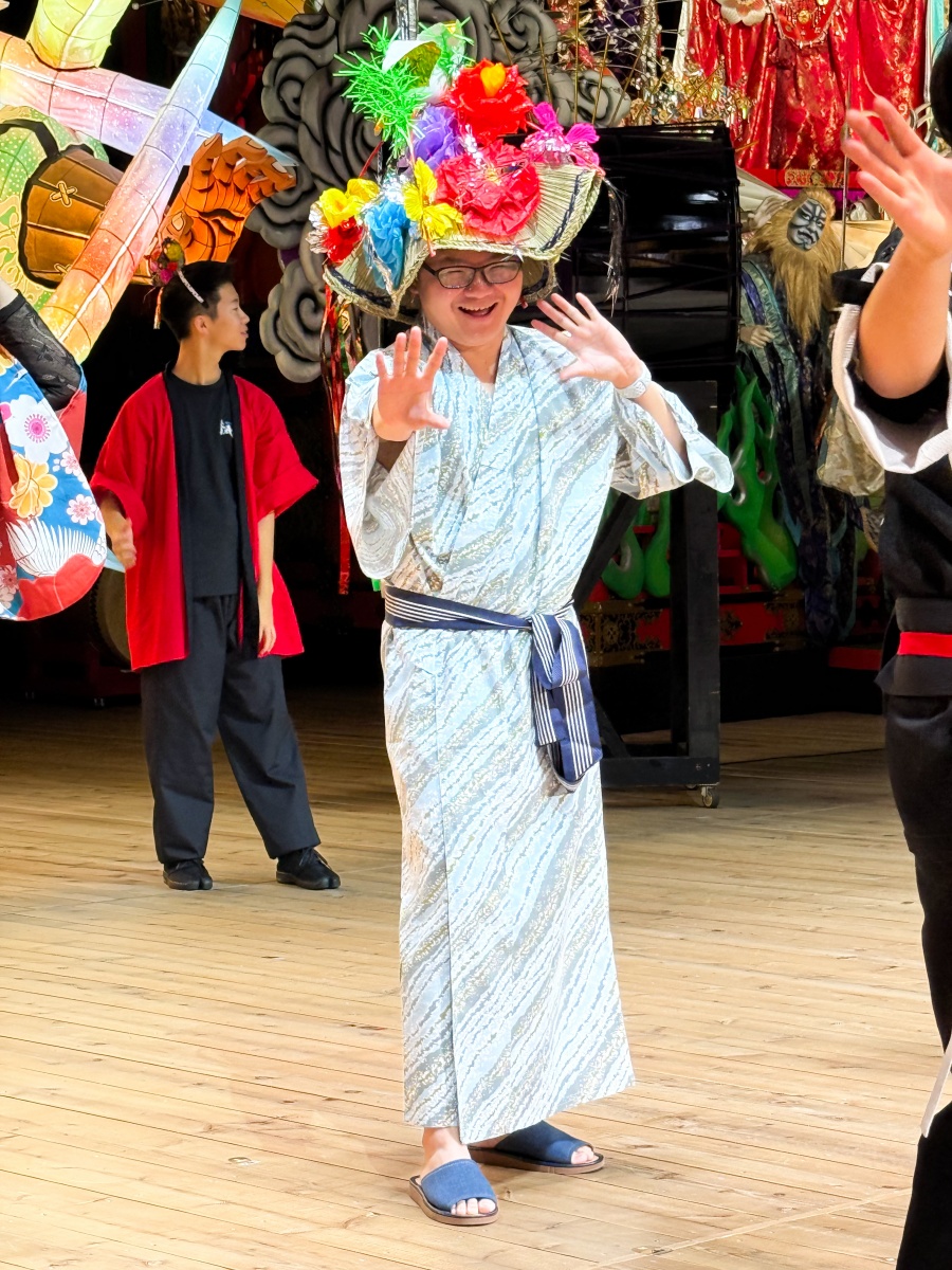 [日本青森]星野集團 青森屋 Hoshino Resorts Aomoriya 溫泉飯店 青森住宿推薦｜蘋果汁水龍頭 浮湯露天溫泉 森林泡湯｜晚餐海鮮自助餐＋早餐鮭魚卵吃到飽｜陸奧祭屋表演必看