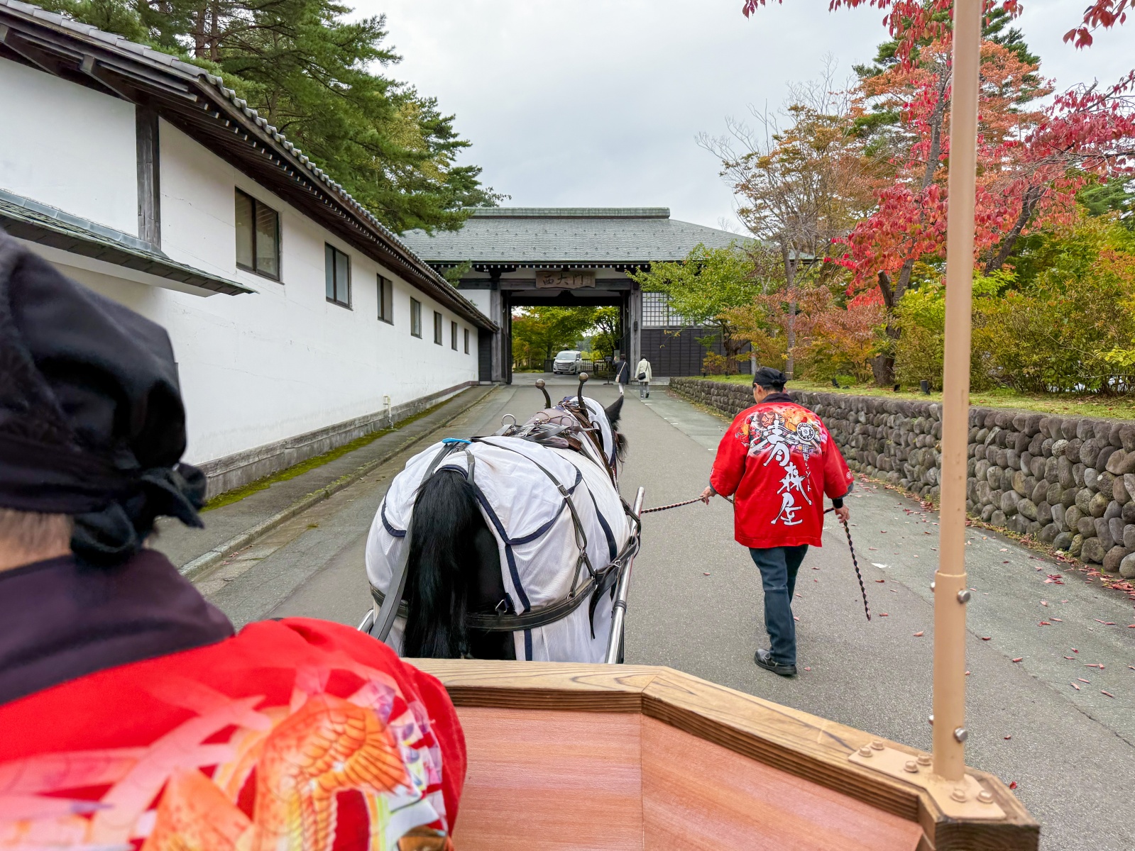 [日本青森]星野集團 青森屋 Hoshino Resorts Aomoriya 溫泉飯店 青森住宿推薦｜蘋果汁水龍頭 浮湯露天溫泉 森林泡湯｜晚餐海鮮自助餐＋早餐鮭魚卵吃到飽｜陸奧祭屋表演必看
