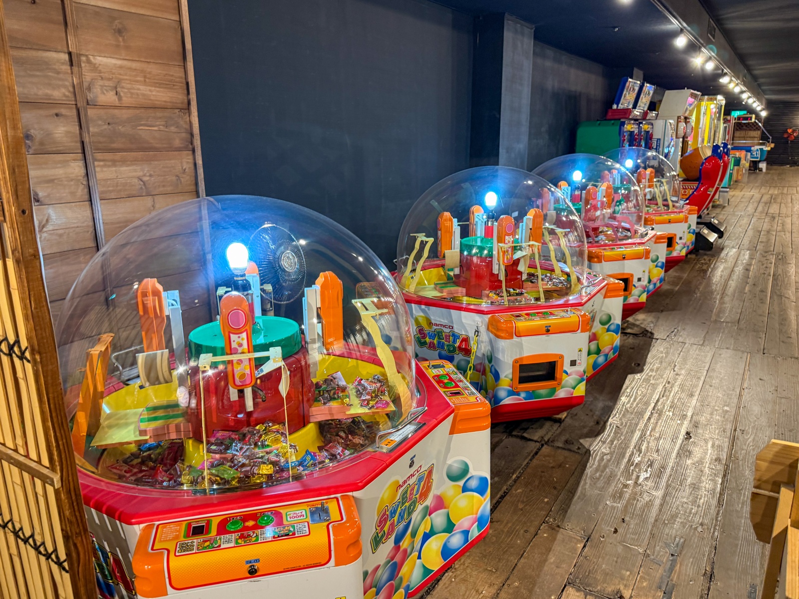 [日本青森]星野集團 青森屋 Hoshino Resorts Aomoriya 溫泉飯店 青森住宿推薦｜蘋果汁水龍頭 浮湯露天溫泉 森林泡湯｜晚餐海鮮自助餐＋早餐鮭魚卵吃到飽｜陸奧祭屋表演必看