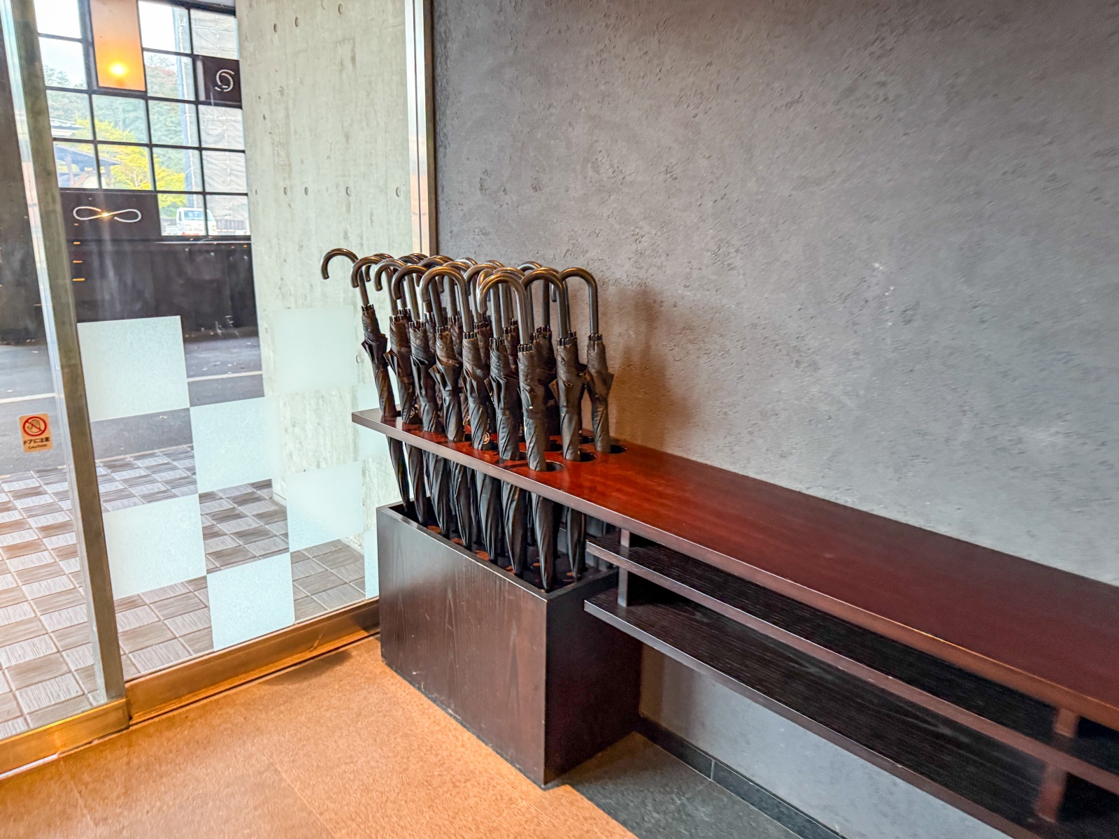 [日本青森]星野集團 青森屋 Hoshino Resorts Aomoriya 溫泉飯店 青森住宿推薦｜蘋果汁水龍頭 浮湯露天溫泉 森林泡湯｜晚餐海鮮自助餐＋早餐鮭魚卵吃到飽｜陸奧祭屋表演必看