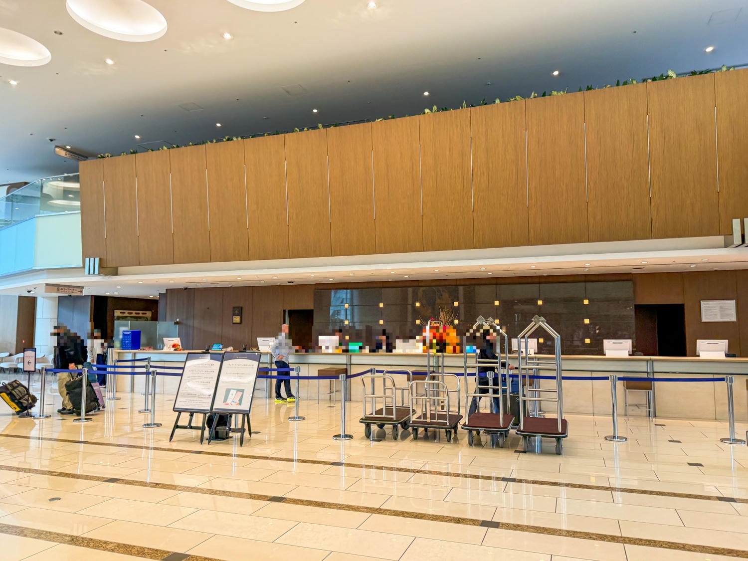 [東京住宿]東京巨蛋飯店 Tokyo Dome Hotel 東京巨蛋旁住宿推薦｜水道橋站步行10分鐘 三線轉乘交通方便｜東京巨蛋城就在隔壁 吃喝玩樂一次滿足｜飯店內超商＋附近唐吉訶德 機能超強