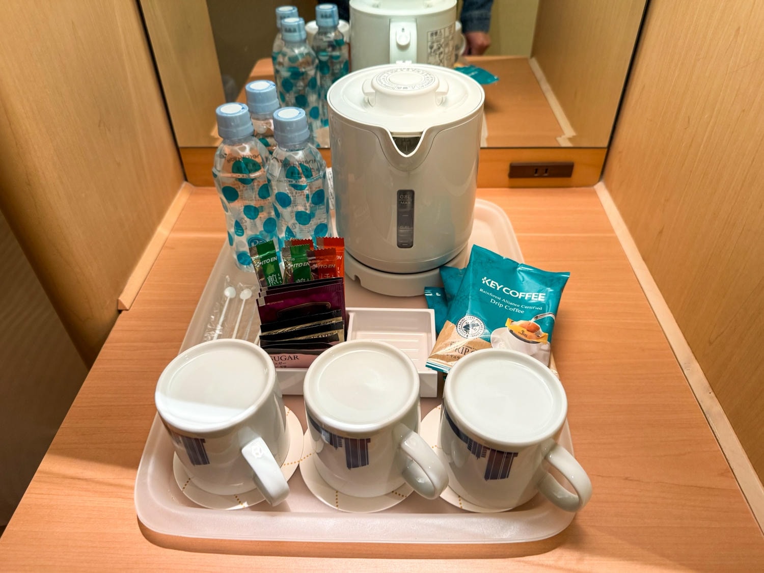 [東京住宿]東京巨蛋飯店 Tokyo Dome Hotel 東京巨蛋旁住宿推薦｜水道橋站步行10分鐘 三線轉乘交通方便｜東京巨蛋城就在隔壁 吃喝玩樂一次滿足｜飯店內超商＋附近唐吉訶德 機能超強