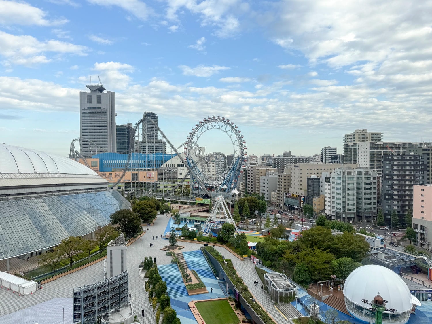 [東京住宿]東京巨蛋飯店 Tokyo Dome Hotel 東京巨蛋旁住宿推薦｜水道橋站步行10分鐘 三線轉乘交通方便｜東京巨蛋城就在隔壁 吃喝玩樂一次滿足｜飯店內超商＋附近唐吉訶德 機能超強