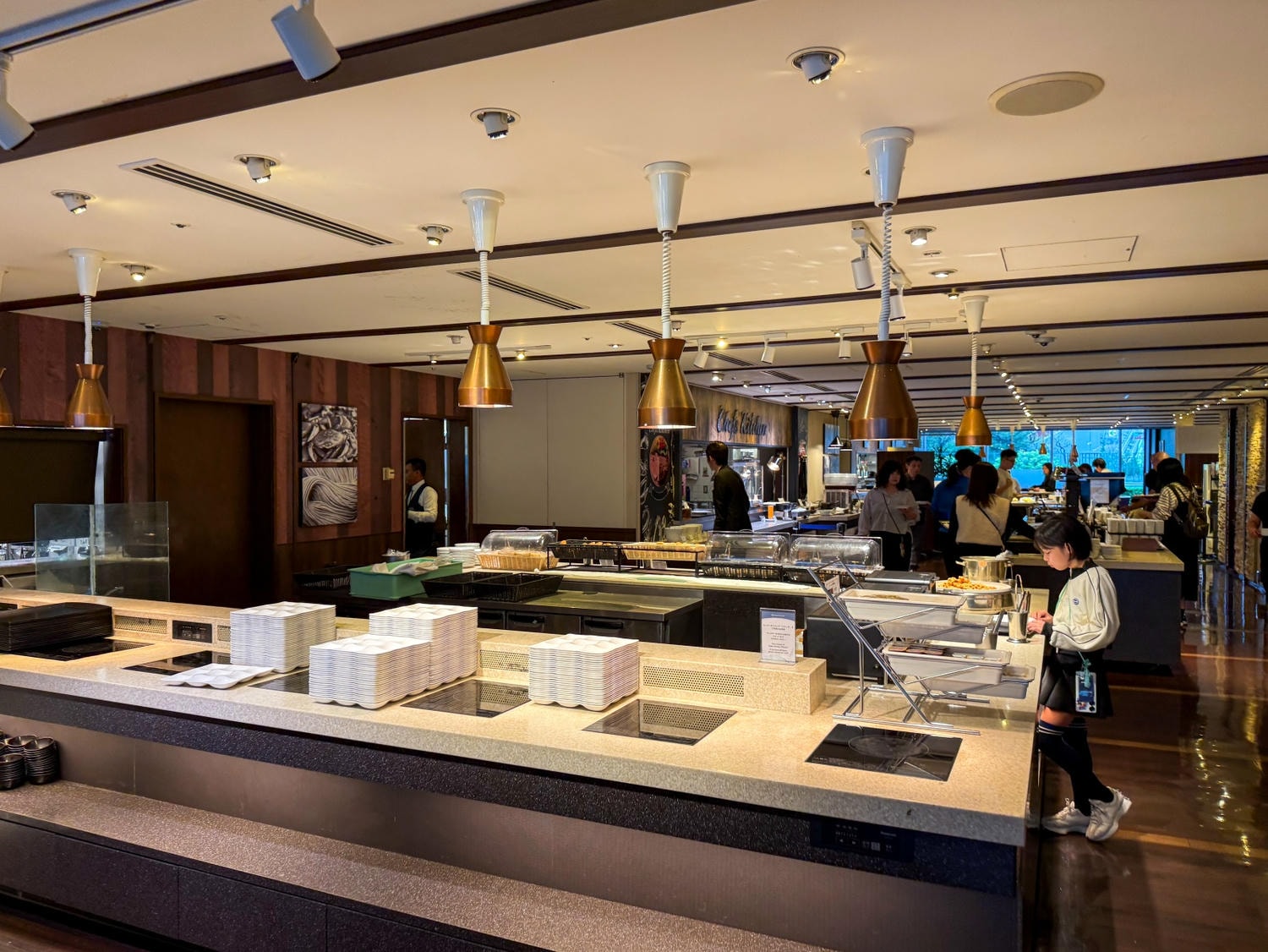 [東京住宿]東京巨蛋飯店 Tokyo Dome Hotel 東京巨蛋旁住宿推薦｜水道橋站步行10分鐘 三線轉乘交通方便｜東京巨蛋城就在隔壁 吃喝玩樂一次滿足｜飯店內超商＋附近唐吉訶德 機能超強