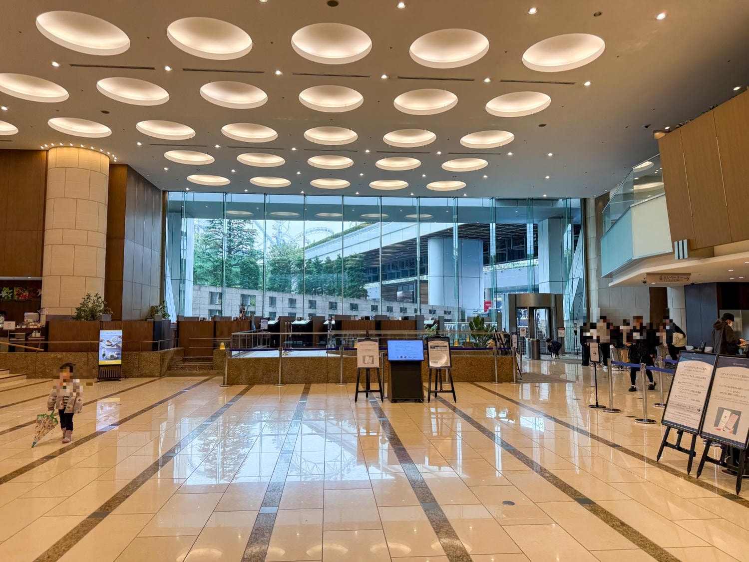 [東京住宿]東京巨蛋飯店 Tokyo Dome Hotel 東京巨蛋旁住宿推薦｜水道橋站步行10分鐘 三線轉乘交通方便｜東京巨蛋城就在隔壁 吃喝玩樂一次滿足｜飯店內超商＋附近唐吉訶德 機能超強