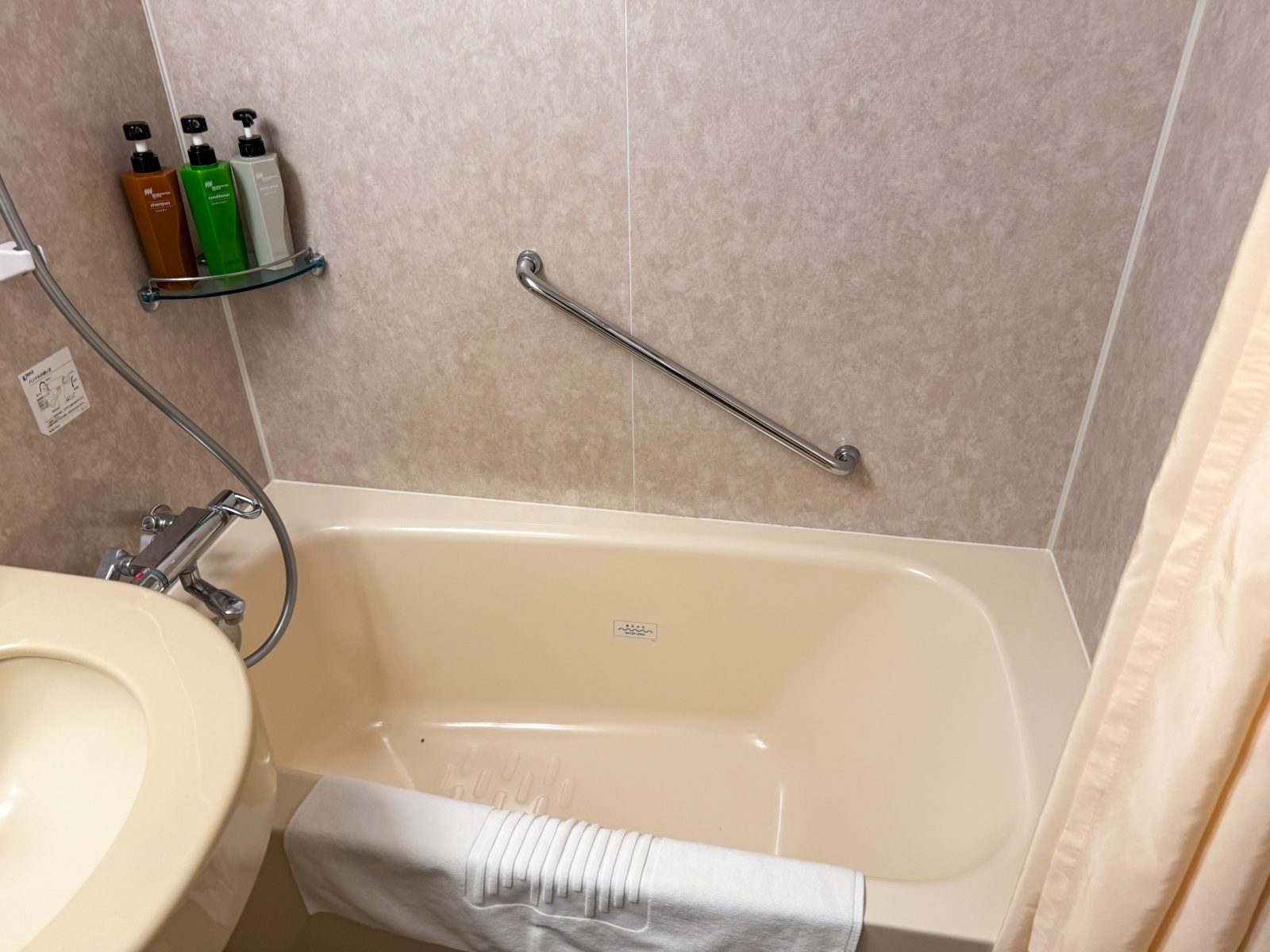 [盛岡住宿]盛岡大都會飯店 Hotel Metropolitan Morioka｜車站連通百貨 交通生活機能超方便｜樓下有超商 附近就是盛岡冷麵名店｜早餐精緻豐富 份量剛好吃得飽