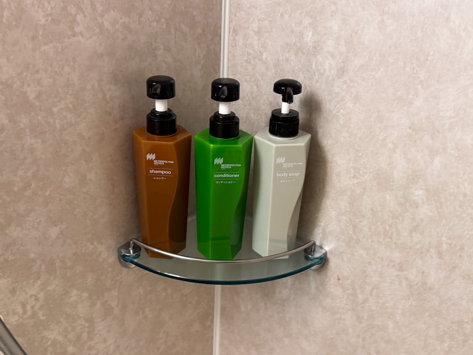 [盛岡住宿]盛岡大都會飯店 Hotel Metropolitan Morioka｜車站連通百貨 交通生活機能超方便｜樓下有超商 附近就是盛岡冷麵名店｜早餐精緻豐富 份量剛好吃得飽