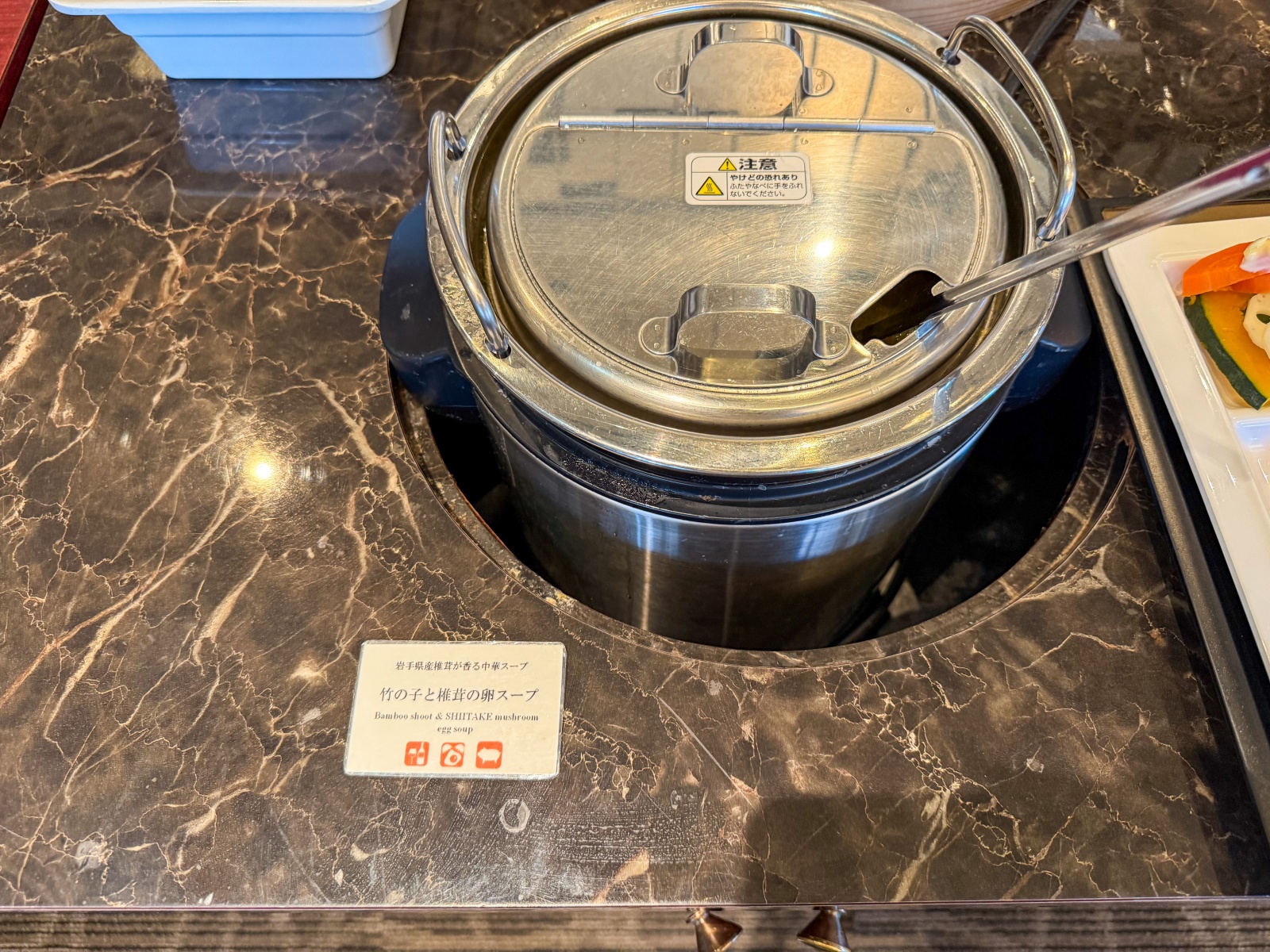 [盛岡住宿]盛岡大都會飯店 Hotel Metropolitan Morioka｜車站連通百貨 交通生活機能超方便｜樓下有超商 附近就是盛岡冷麵名店｜早餐精緻豐富 份量剛好吃得飽