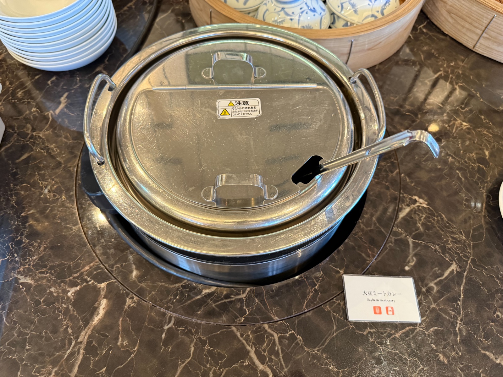 [盛岡住宿]盛岡大都會飯店 Hotel Metropolitan Morioka｜車站連通百貨 交通生活機能超方便｜樓下有超商 附近就是盛岡冷麵名店｜早餐精緻豐富 份量剛好吃得飽