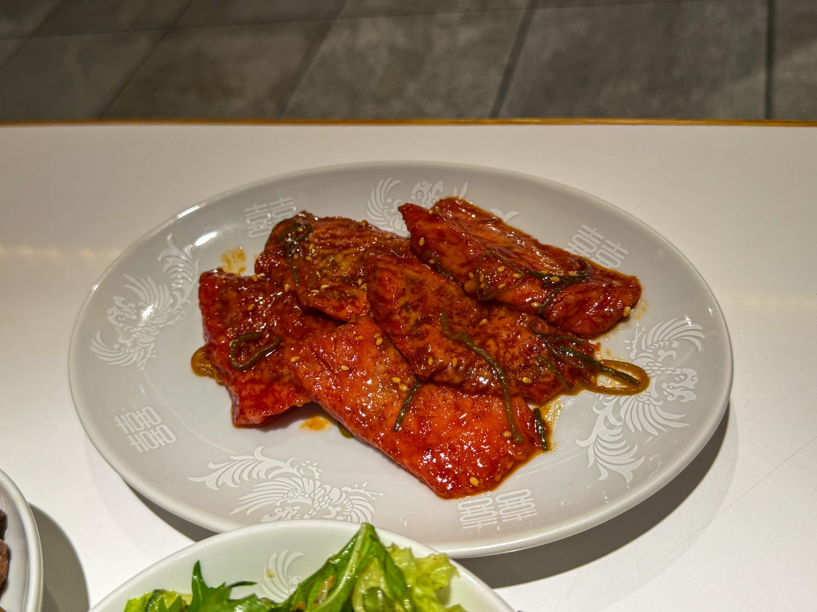 [日本岩手]盛樓閣 Seirokaku 盛岡冷麵｜東北三大麵 Q彈爽口 水梨西瓜配料超有特色｜韓式燒肉×日式風味超搭｜盛岡車站對面的人氣排隊名店