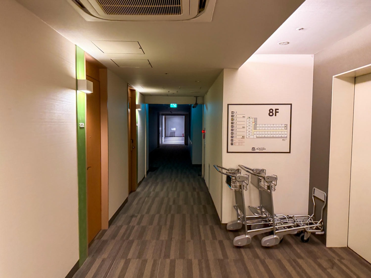 [日本千葉]SPA&HOTEL EURASIA MAIHAMA 東京灣舞濱歐亞飯店｜東京迪士尼周邊溫泉飯店 接駁車往返迪士尼超方便｜備品超齊全 多種乳液保養品可自取很加分｜早餐不錯吃 還能看迪士尼海洋火山