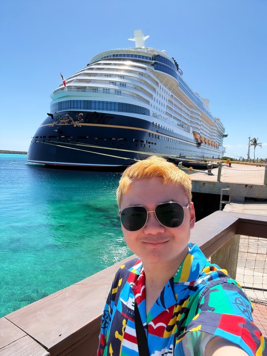 [迪士尼郵輪]什麼是迪士尼郵輪 為什麼會手忙腳亂 第一次搭 Disney Cruise Line 新手必看攻略｜船名航線怎麼選 主題餐廳怎麼玩｜登船規則與常見問題整理