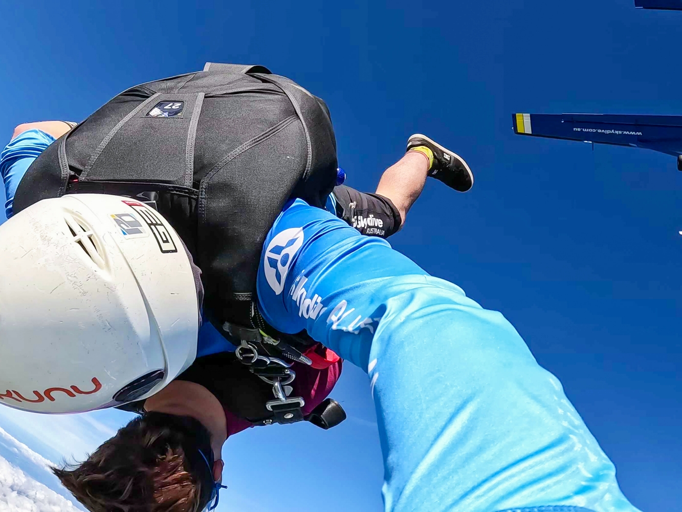 [澳洲拜倫灣] Byron Bay Skydive 跳傘體驗 海岸線真的美到忘記害怕｜KKday預訂含接駁 報到流程 攝影方案完整分享｜欣賞澳洲本土最東端 跳下去那刻真的爽到炸