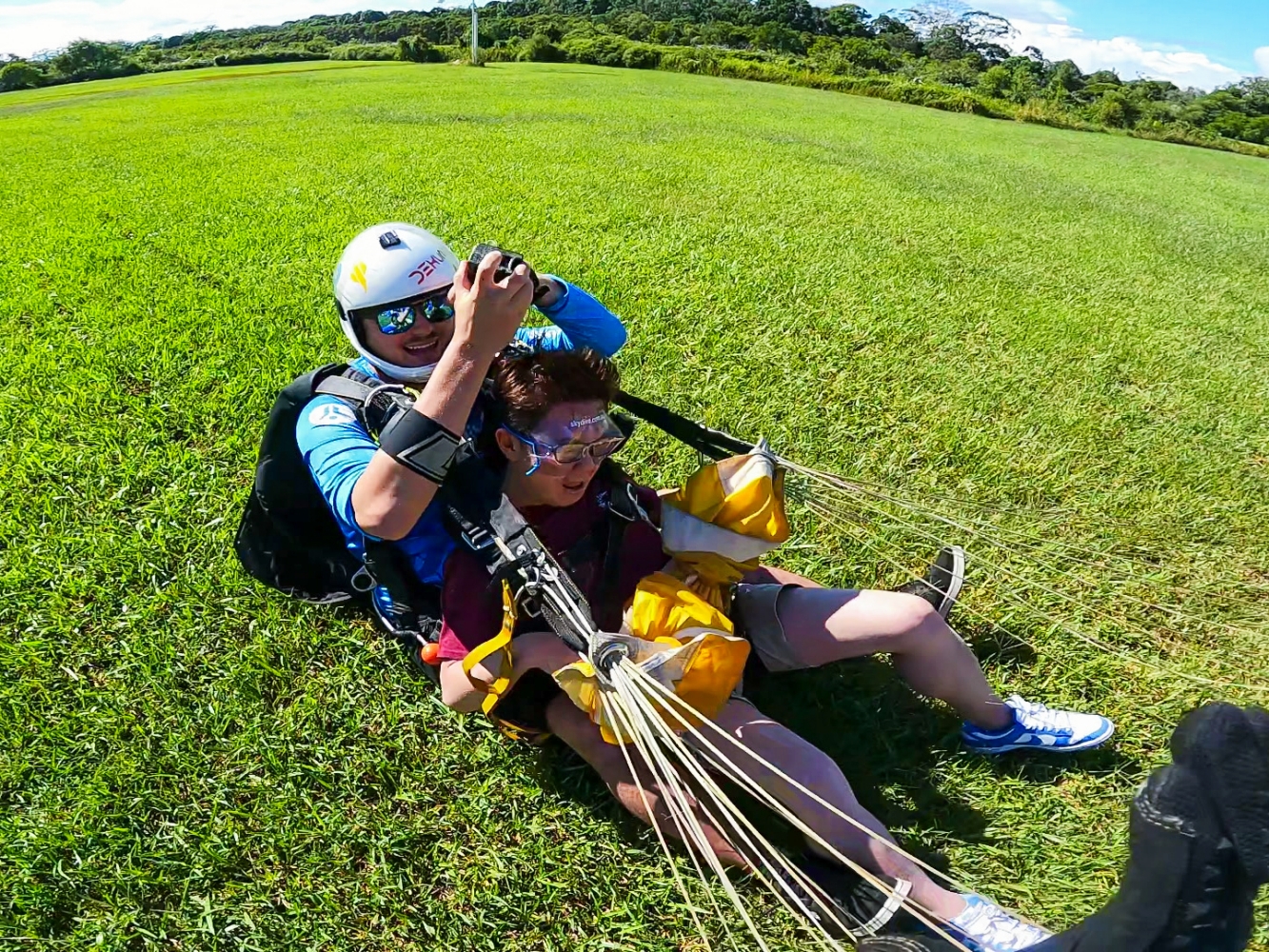 [澳洲拜倫灣] Byron Bay Skydive 跳傘體驗 海岸線真的美到忘記害怕｜KKday預訂含接駁 報到流程 攝影方案完整分享｜欣賞澳洲本土最東端 跳下去那刻真的爽到炸