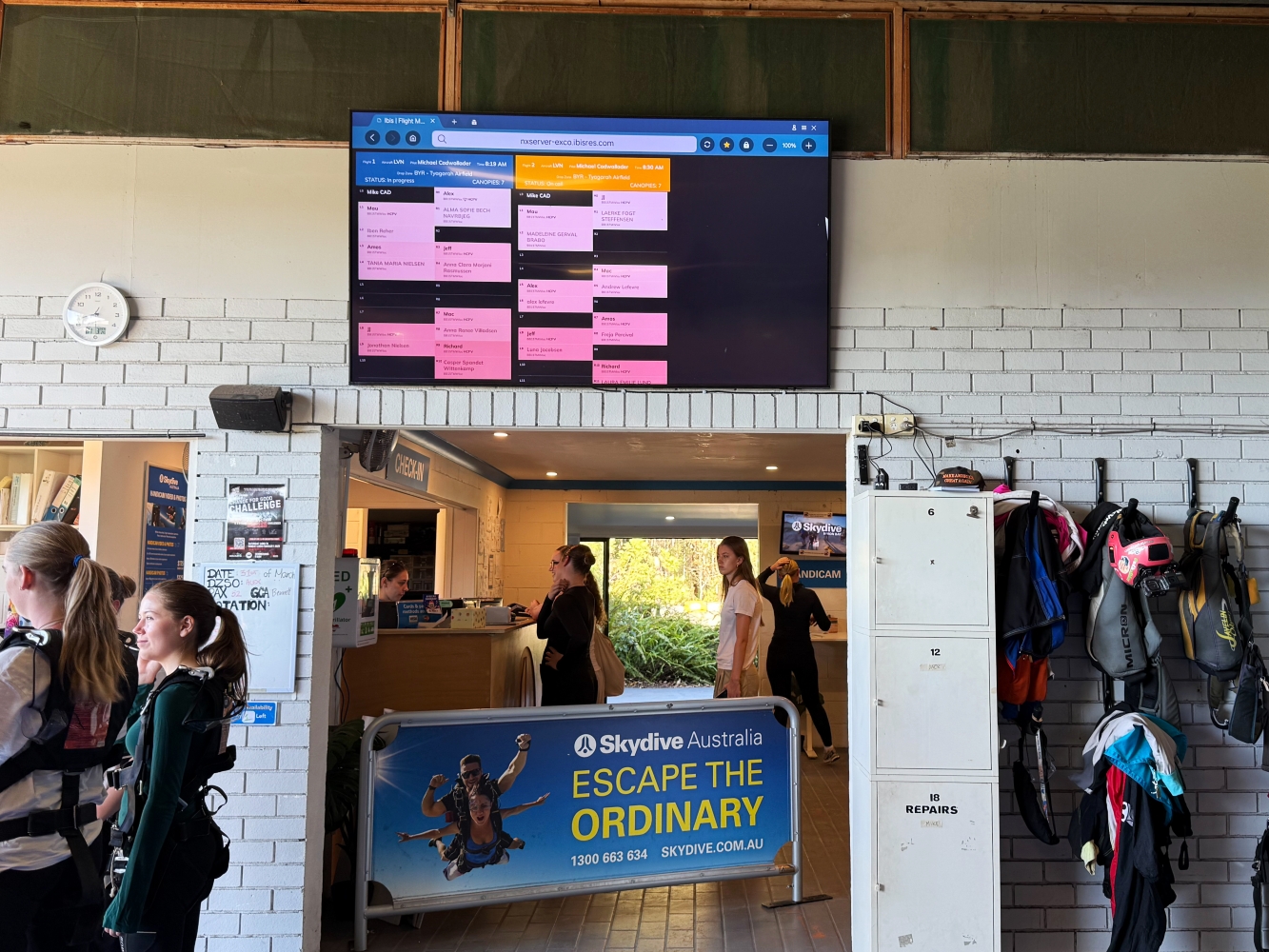 [澳洲拜倫灣] Byron Bay Skydive 跳傘體驗 海岸線真的美到忘記害怕｜KKday預訂含接駁 報到流程 攝影方案完整分享｜欣賞澳洲本土最東端 跳下去那刻真的爽到炸