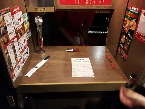 [日本東京]來到日本必吃拉麵 上野24小時一蘭拉麵是首選